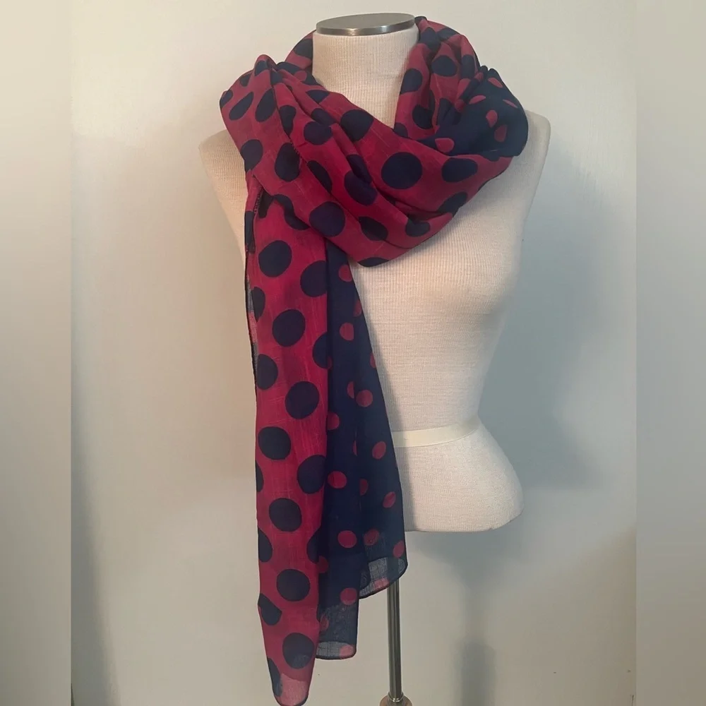 Chic Polka Dot Scarf in Pink and Navy
